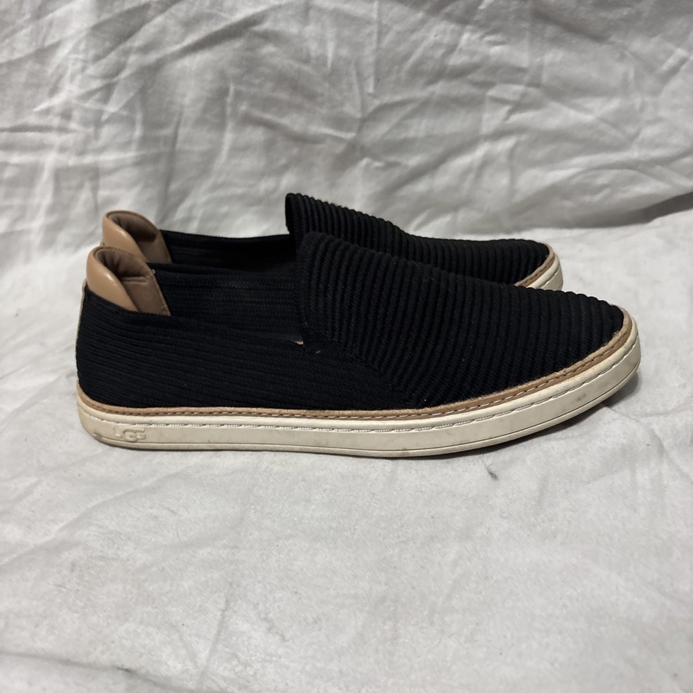 UGG Solid Black Fabric W/ Leather Trim Slip On Casual Shoes US Size 7.5 Women - Picture 2 of 10